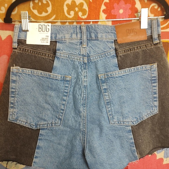 BDG Pax High Rise Denim Shorts Color Block Urban Outfitters Size 29 - Picture 8 of 12